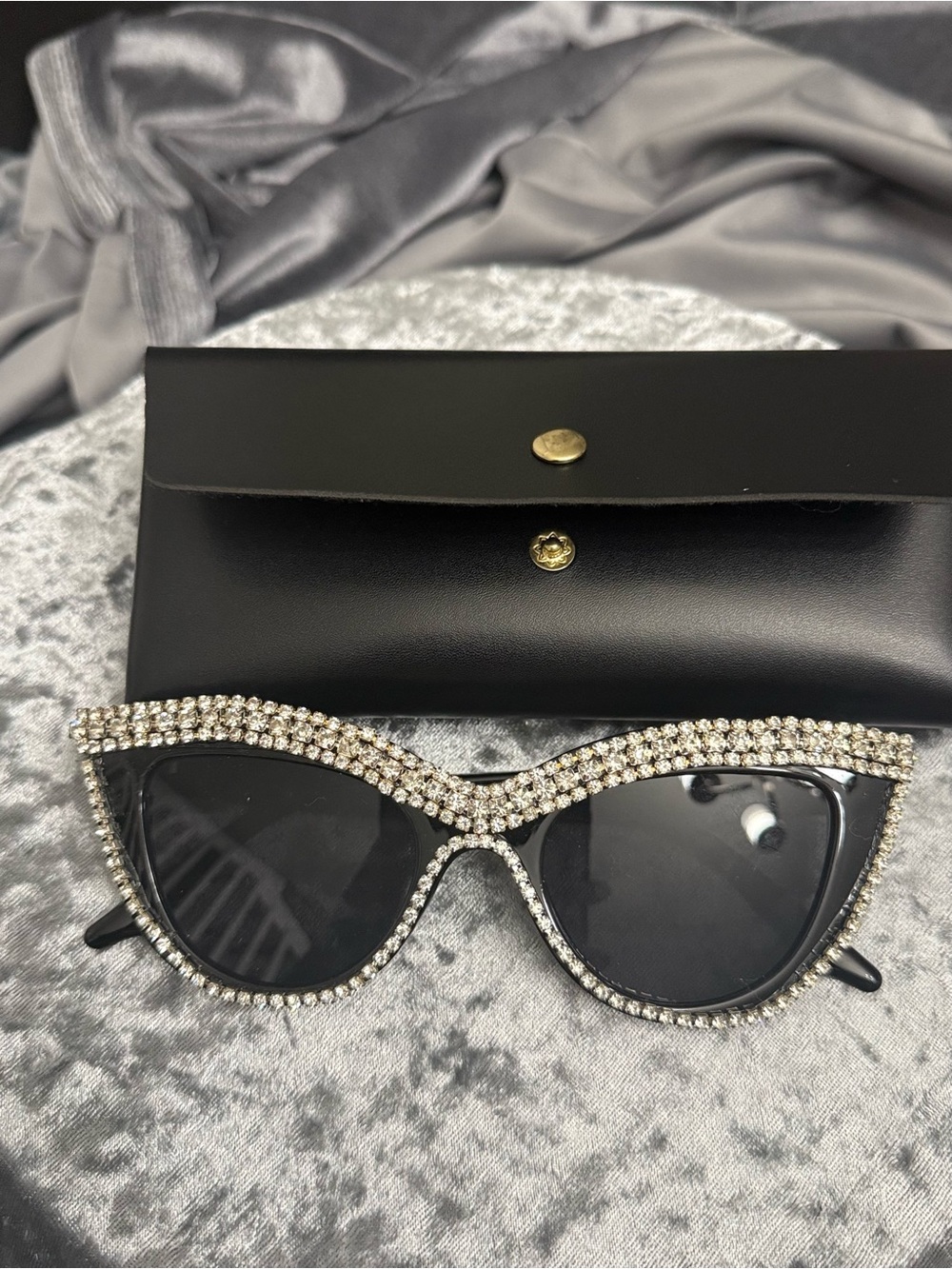 Embellished Black Cat-Eye Sunglasses with Rhinestones